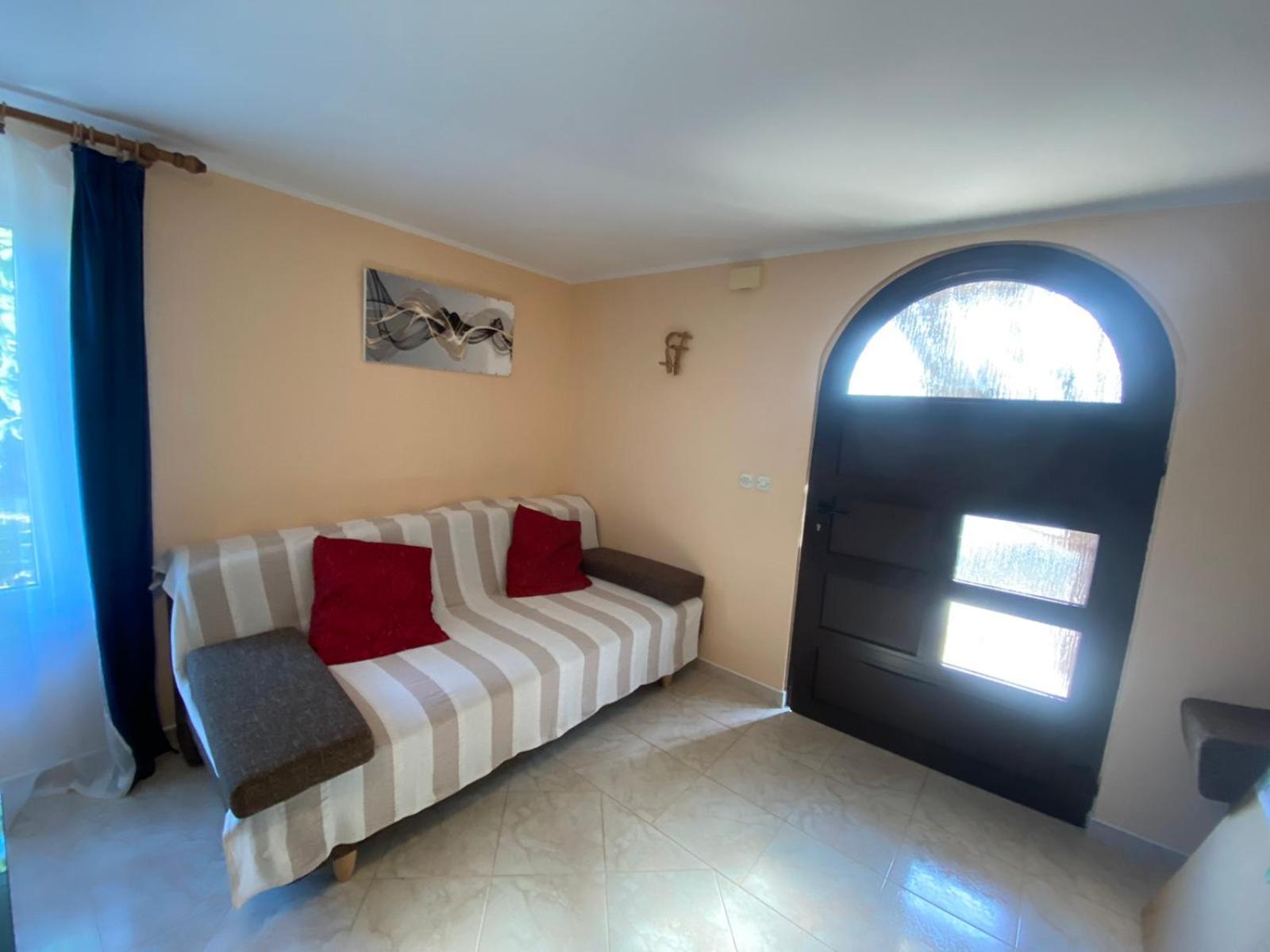Portun Apartment *